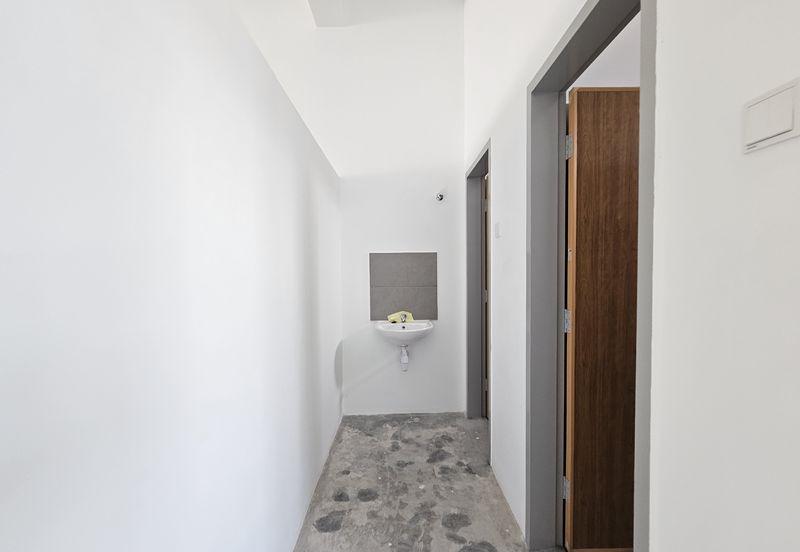 Botani Parkland Jasin Mainroad Side By Side Shop Ready for Franchise