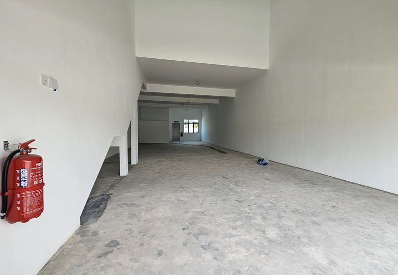 Botani Parkland Jasin Mainroad Side By Side Shop Ready for Franchise