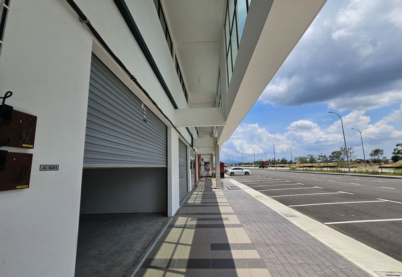 Botani Parkland Jasin Mainroad Side By Side Shop Ready for Franchise