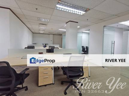 Fully Fitted with 1795 sqft Wisma UOA Office 12 workstations Move in Condition, Kuala Lumpur, KLCC