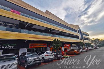 Ecohill Walk Mall, Setia Ecohill