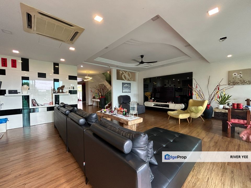 3 Storey Semi-D, Tmn Bukit Segar Neighborhood Township Tmn Supreme and Tmn Connaught Tmn Tayton, Kuala Lumpur, Cheras