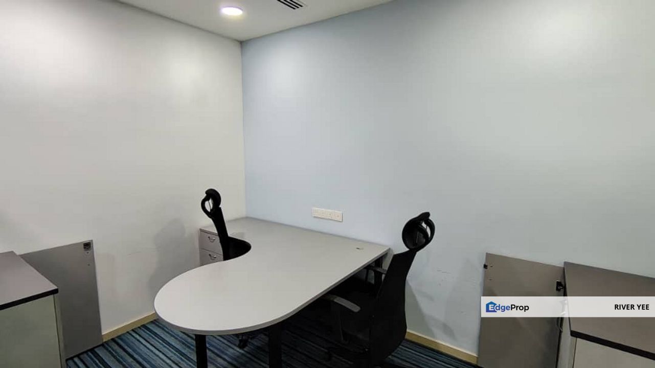 KLCC Office Binjai 8 Premium Soho, Fully Fitted, 2 Rooms & Meeting Rooms, 8 Workstations with Pantry, MRT & LRT Ampang Park, Next to Jalan Tun Razak, Kuala Lumpur, KLCC