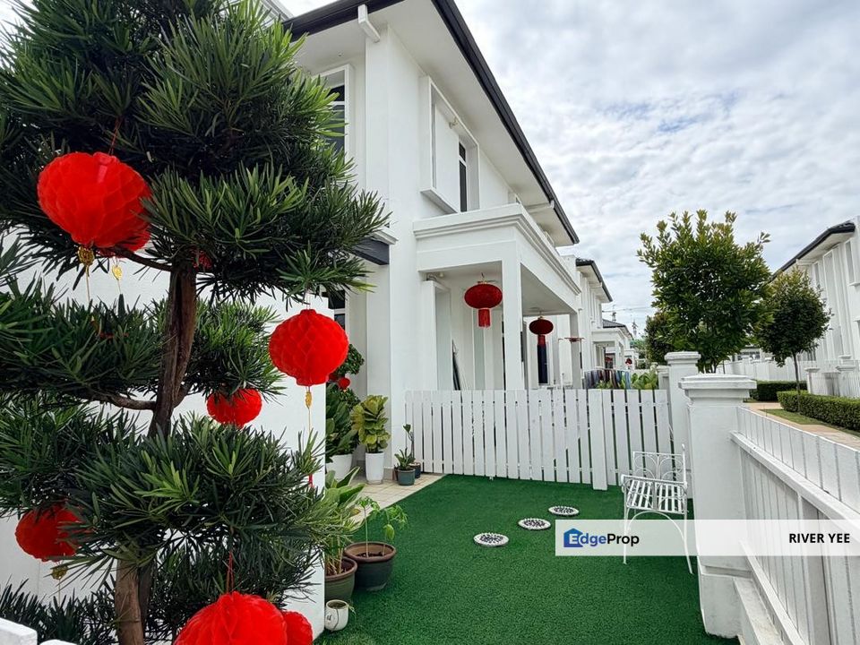 Eco Majestic Mellowood End Lot 36x70 Land Size 2520 sqft, Renvovated, Move in Condition, Selangor, Semenyih