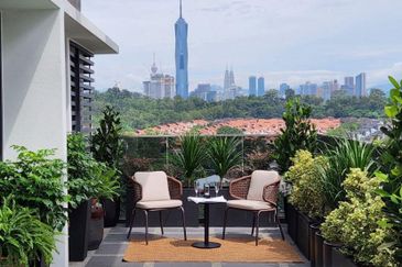 Jalan Taman Bukit Desa