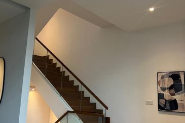 Jalan Taman Bukit Desa