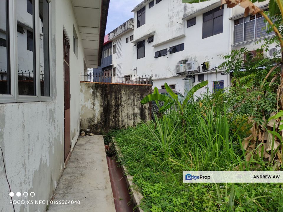 *No Flood Area, Prime Location - Jalan Beserah Freehold Semi-D, Pahang, Kuantan