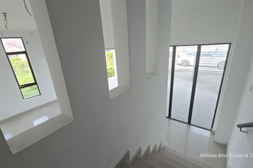 (New) Completed-Biggest Corner 2 storey Terrace