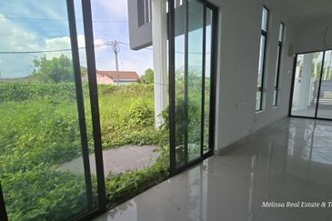 (New) Completed-Biggest Corner 2 storey Terrace