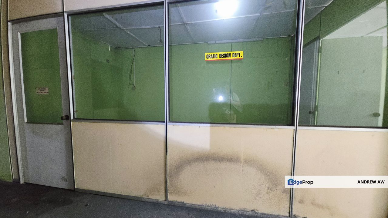 Multi-Level Commercial Shoplot in Kuantan 3 Storey Mezzanine plus Basement, Pahang, Kuantan