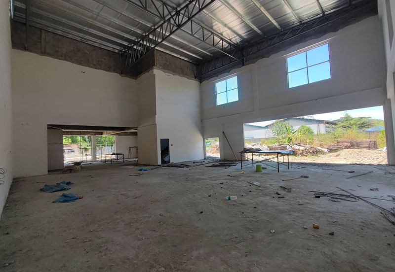 LAST 2 UNITS - NEW 3 STOREY FACTORY IN GONG BADAK