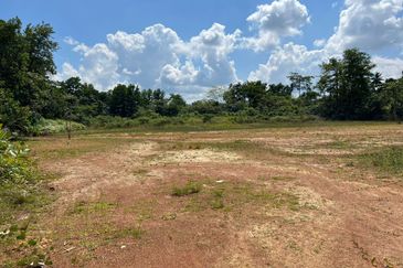 Banglo Lot at Kuala Krai Kelantan