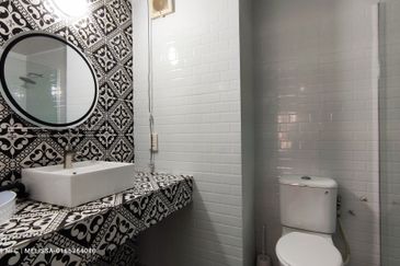 KUANTAN TEMBELING RESORT