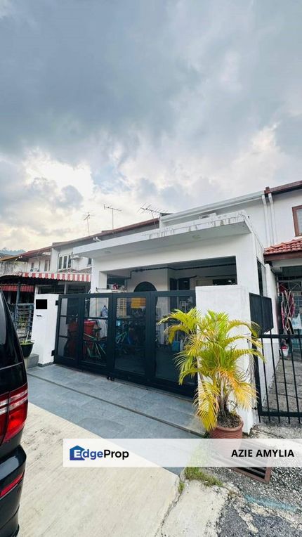 Fully Renovated! Double Storey Terrace Taman Seri Bayu Ampang, Selangor, Ampang