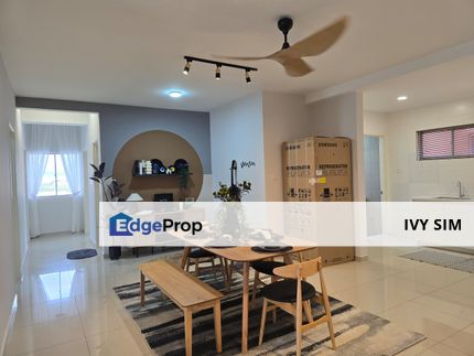 Brand New Nice Unit at Jadite Suites Jade Hills Kajang, Selangor, Kajang