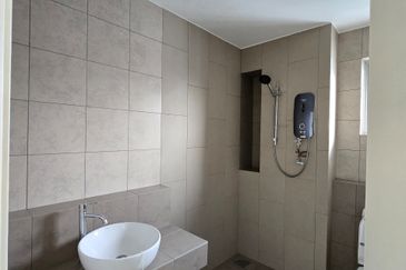 Jadite Suites @ Jade Hills