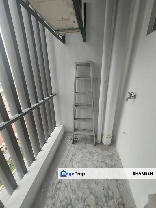 Below Market Fully Furnished EVO SOHO SUITES Bangi, Selangor, Bangi