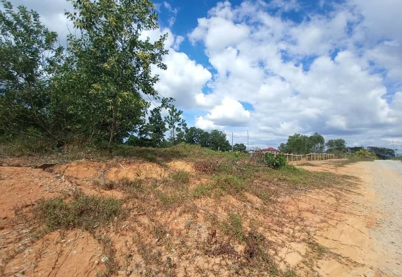 Tanah Pembangunan 3.884 ekar