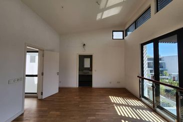 Mozart, Symphony Hills