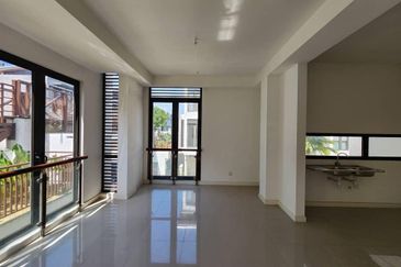 Mozart, Symphony Hills