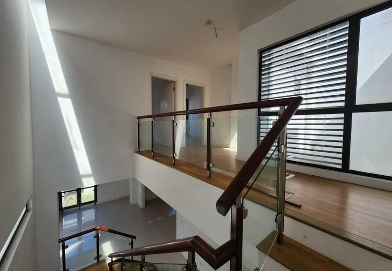 Mozart, Symphony Hills