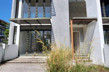 Mozart, Symphony Hills