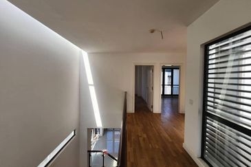 Mozart, Symphony Hills