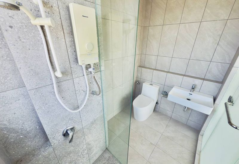 Emerald 9 Condominium