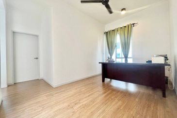 Parkfield Residences, Tropicana Heights