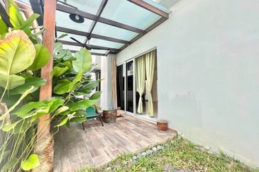 Parkfield Residences, Tropicana Heights