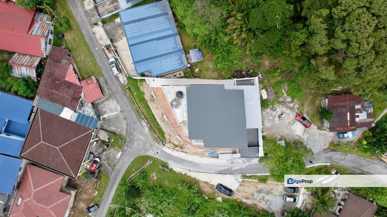 [FOR SALE] Double Storey Bungalow Kampung Bukit Sungai Puteh Ampang , Selangor, Ampang