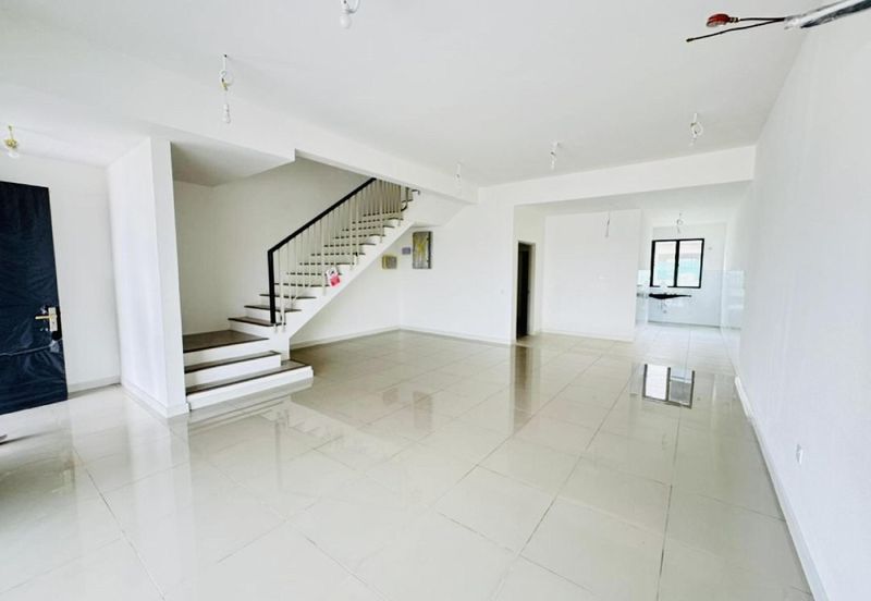 Nadira 3 @ Bukit Raja