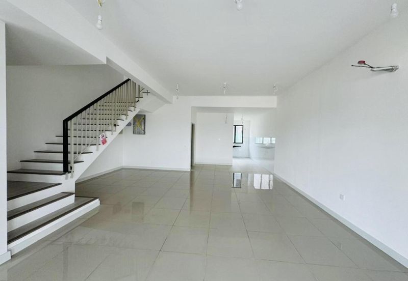 Nadira 3 @ Bukit Raja