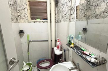 Apartment Teratai, Taman Sutera
