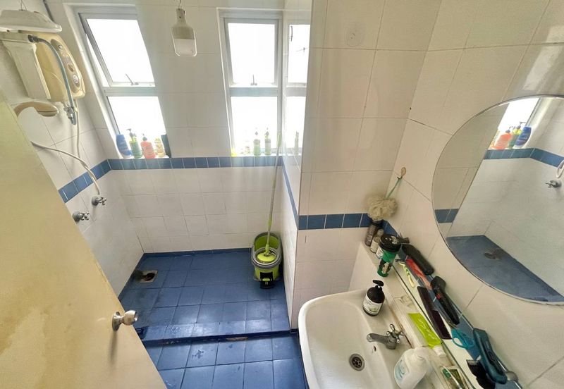 Seri Maya Condominium