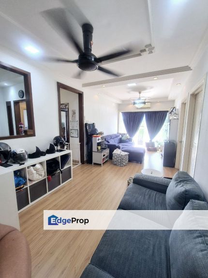 RENOVATED Desaminium Rimba Apartment Equine Seri Kembangan , Selangor, Puchong South