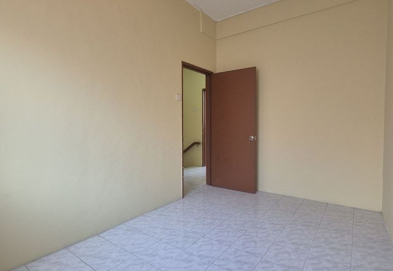 Jalan SP 4 @ Bandar Saujana Putra