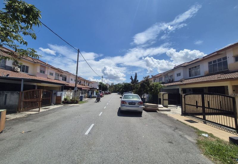 Jalan SP 4 @ Bandar Saujana Putra