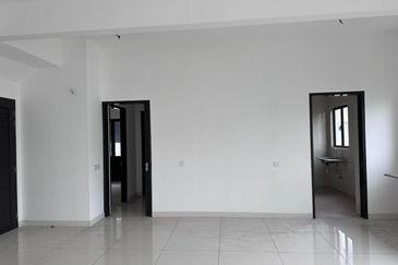 Reesia Elmina Garden