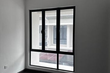 Reesia Elmina Garden