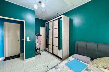 Akasia Apartment ( Setia Alam )