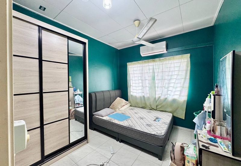 Akasia Apartment ( Setia Alam )