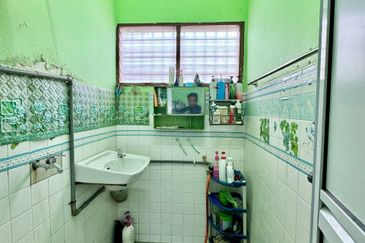 Akasia Apartment ( Setia Alam )