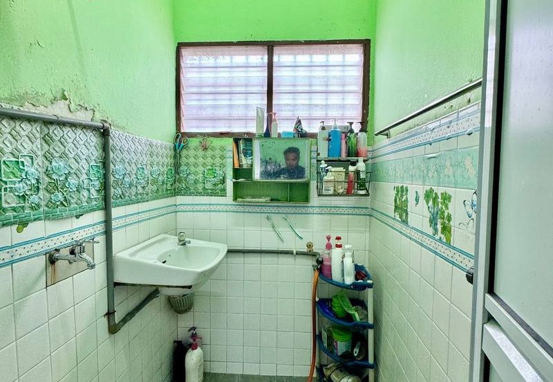 Akasia Apartment ( Setia Alam )