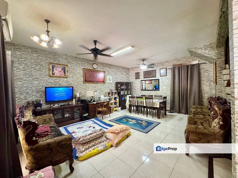 FACING OPEN Double Storey Terrace Taman Kinrara Seksyen 4 Puchong, Selangor, Puchong