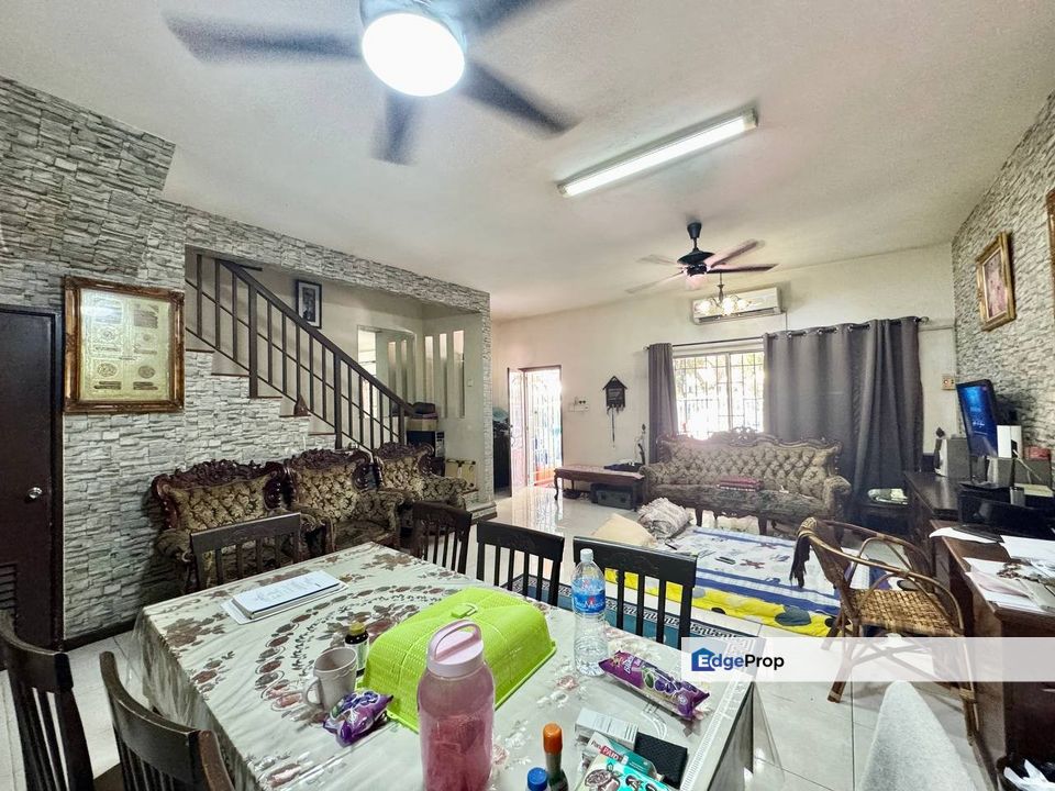 FACING OPEN Double Storey Terrace Taman Kinrara Seksyen 4 Puchong, Selangor, Puchong