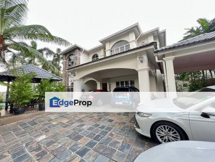 Bungalow With Swimming Pool at Seksyen 7 Shah Alam, Selangor, Shah Alam