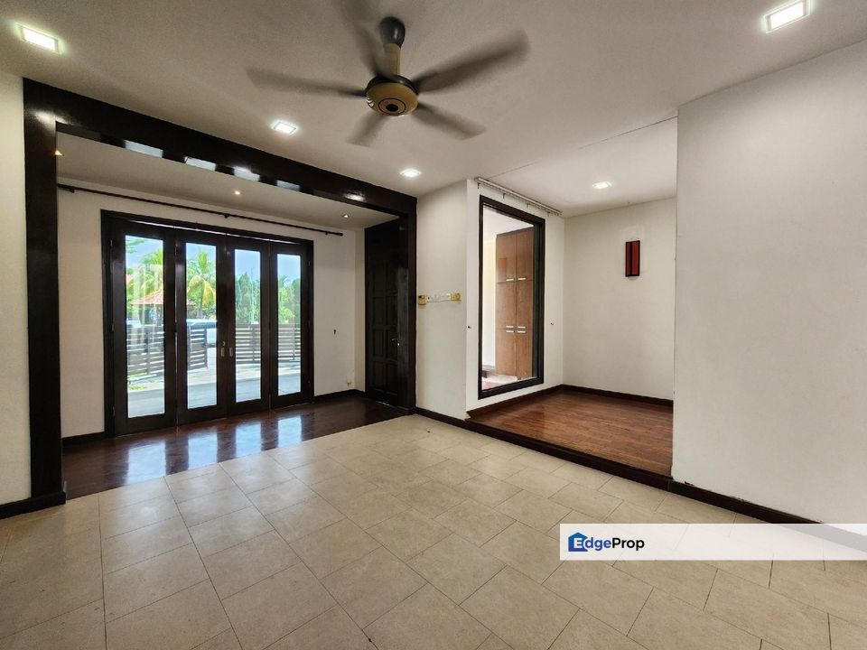 FACING OPEN Superlink Double Storey Lagenda 1 Bukit Jelutong, Selangor, Shah Alam