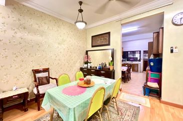 Seksyen 11, Kota Damansara