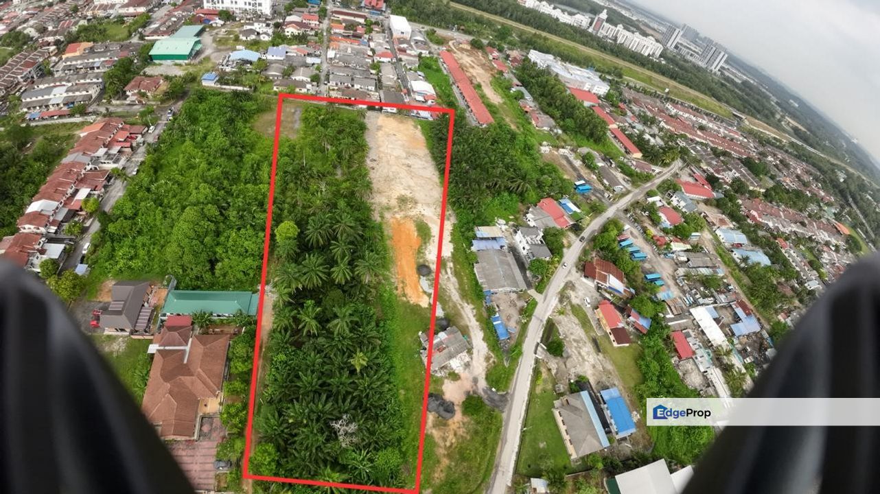 1.8 Ekar Tanah Freehold Pertanian Batu 1 Ayer Hitam Dengkil Sepang, Selangor, Sepang